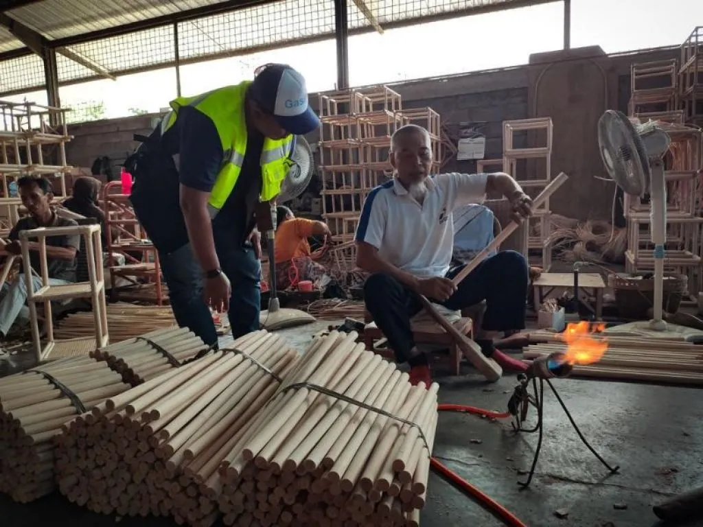 Gaslink Subholding Gas Pertamina Dukung Daya Saing Kerajinan Rotan Indonesia