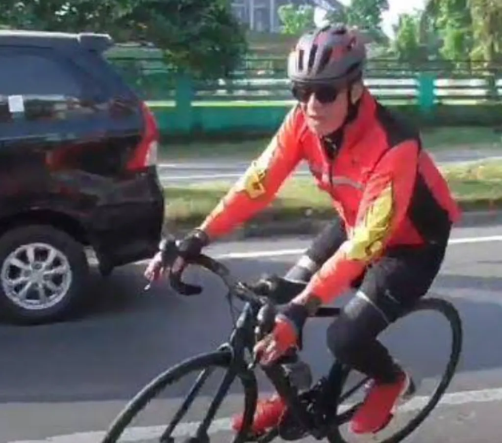 Jatuh saat Bersepeda, Menkumham Dilarikan ke Rumah Sakit