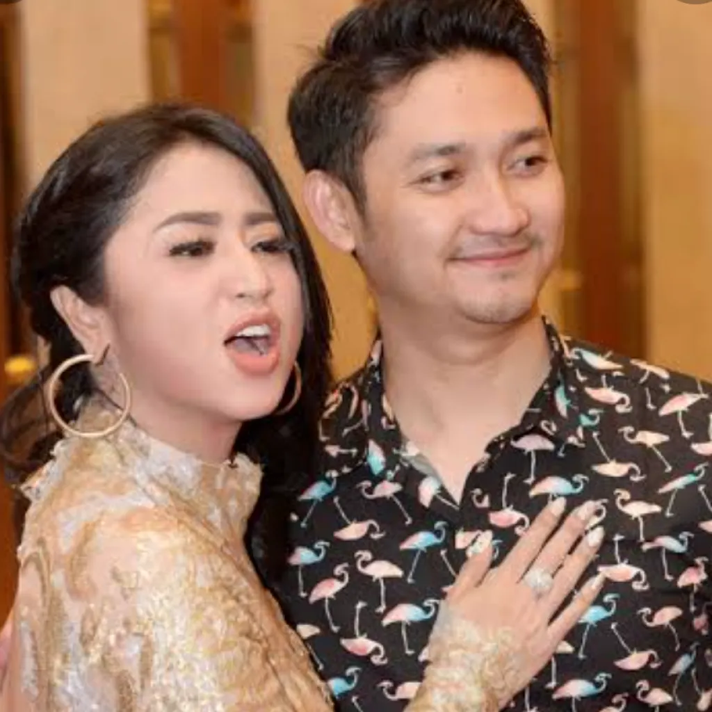 Dewi Perssik Resmi Digugat Cerai