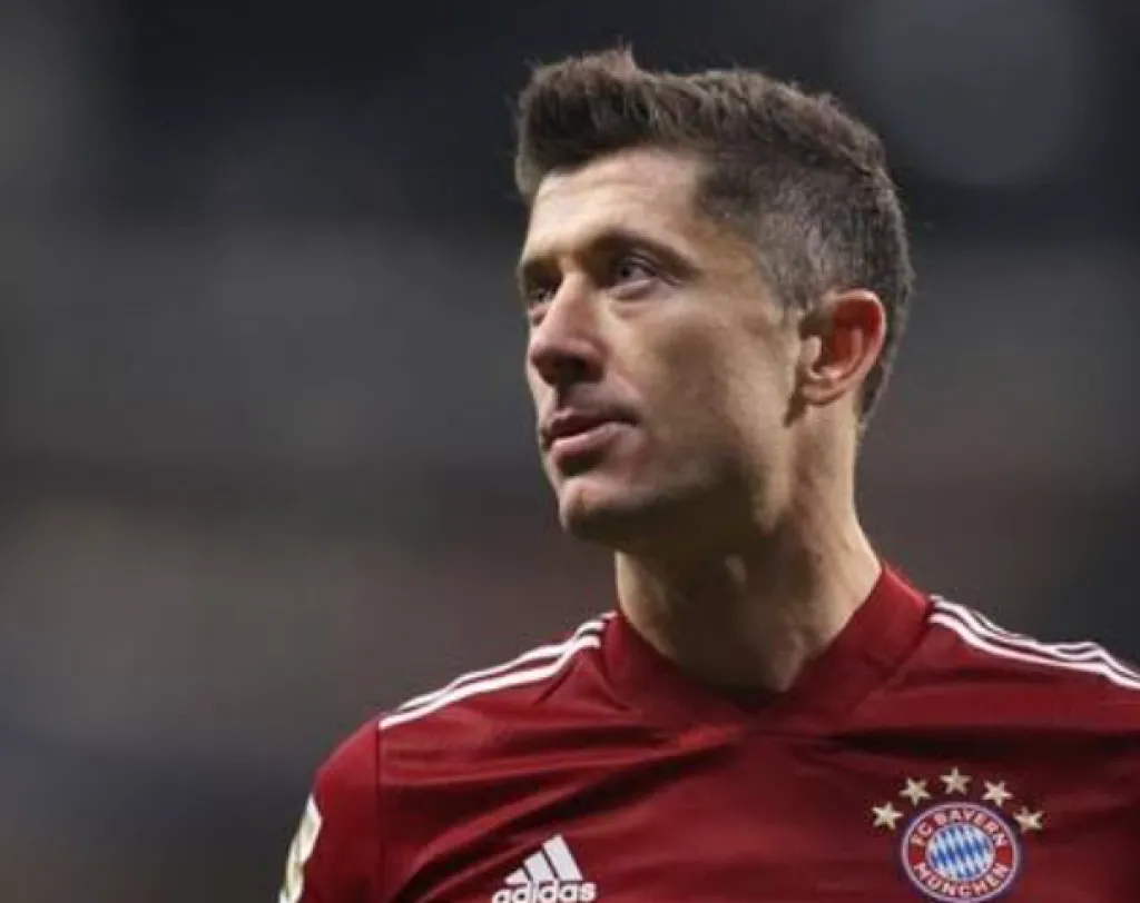 Uangnya Kurang, Barcelona Terancam Gagal Beli Robert Lewandowski