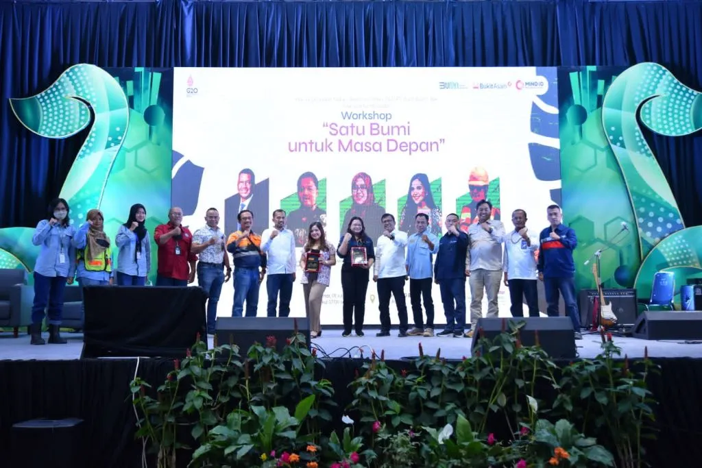 Bukit Asam Ajak Masyarakat Peduli Lingkungan: Satu Bumi untuk Masa Depan