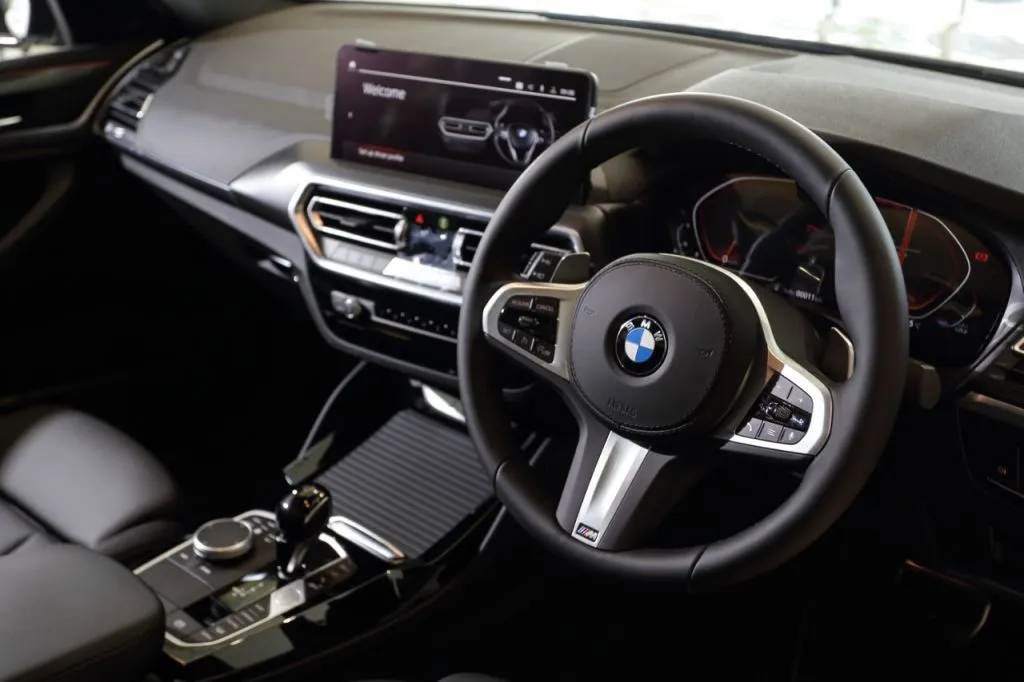 New BMW X4 Hadir di Surabaya, Harga Rp1.595.000.000