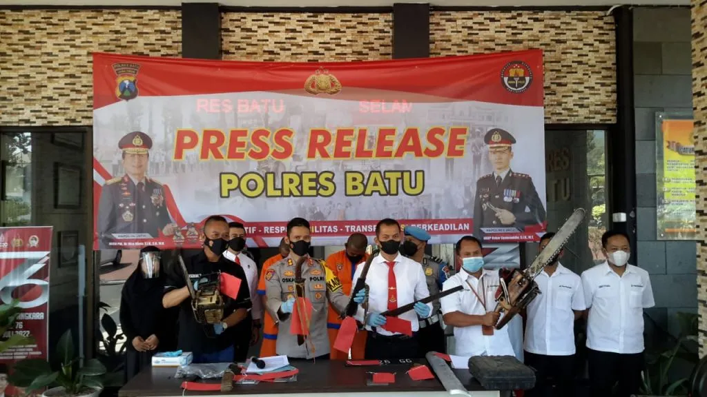 Belum Sempat Nikmati Hasil, Dua Pelaku Pembalakan Liar Meringkuk di Hotel Prodeo