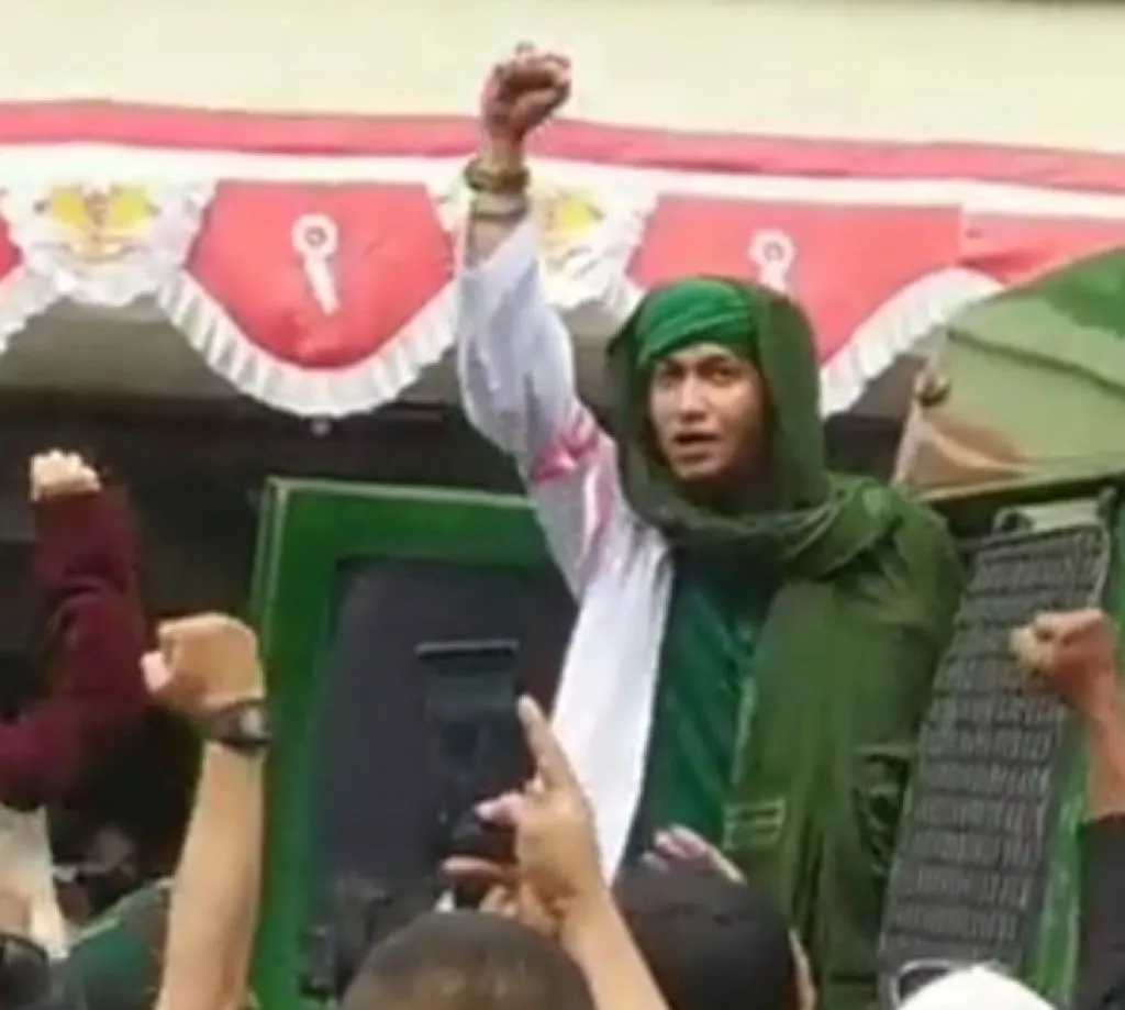 1 September Nanti, Habib Bahar Bebas
