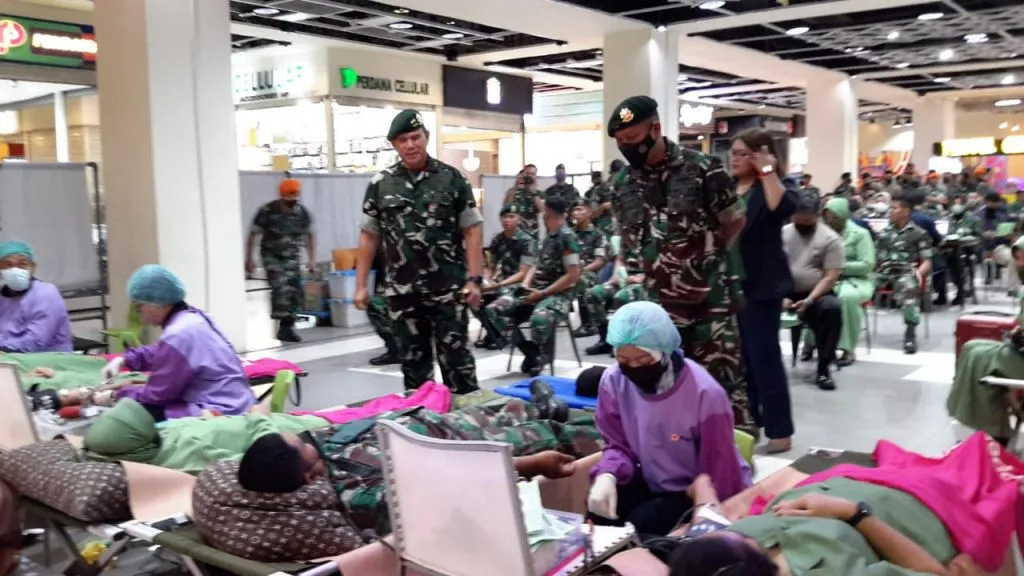 Pangdivif 2 Kostrad Tegaskan dengan Donor Darah, TNI untuk Rakyat