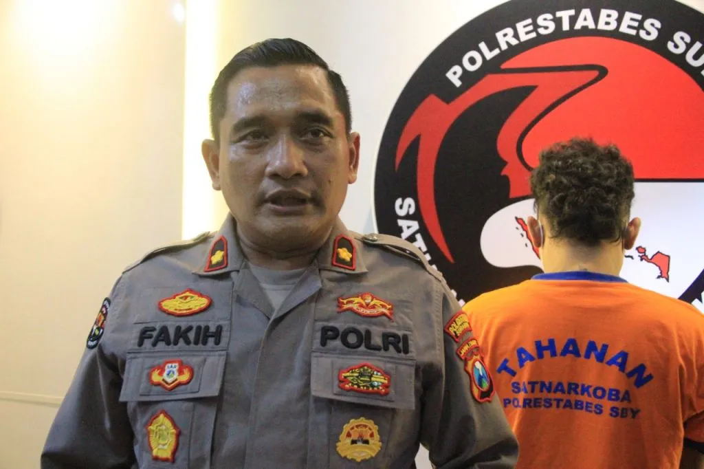 Polisi Sita 246 Gram Sabu dan 563 Butir Extacy dari Tangan Driver Ojol