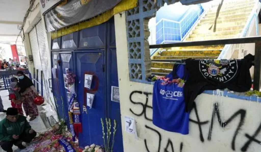 Enam Orang Jadi Tersangka Tragedi Kanjuruhan, Siapa Saja?