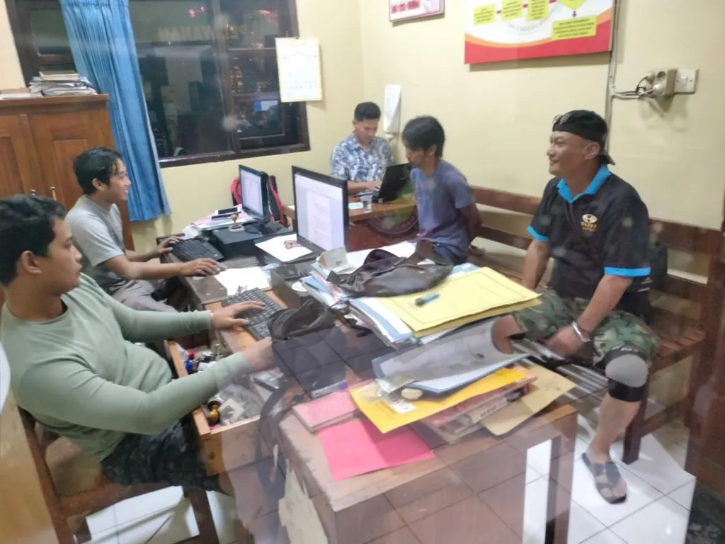 Anggota Polisi Jebak Tersangka dengan Sistem COD