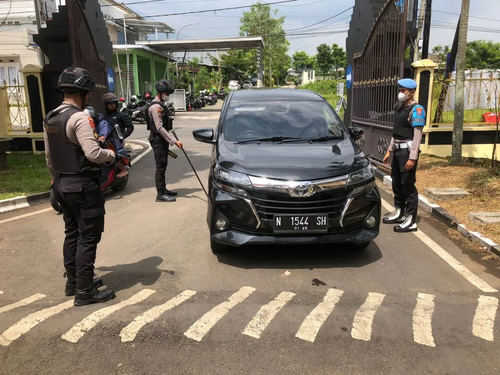 Perketat Akses Masuk Polres Batu, Antisipasi Bom Bunuh Diri