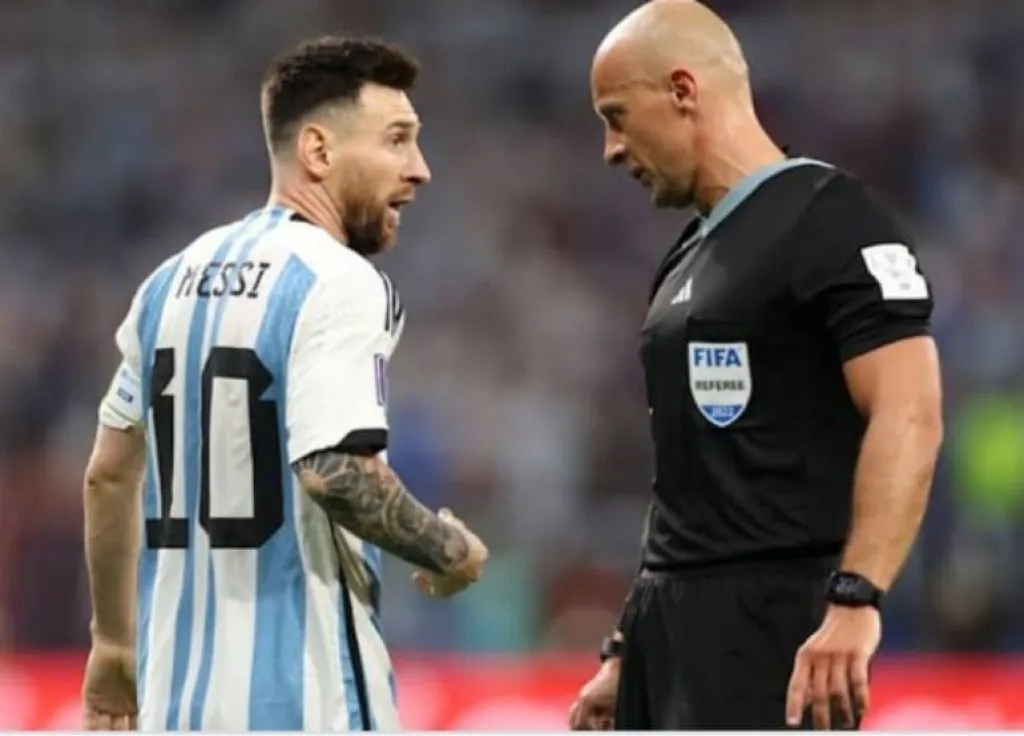 Wasit Final Piala Dunia 2022 Ngaku Bikin Keputusan yang Untungkan Argentina