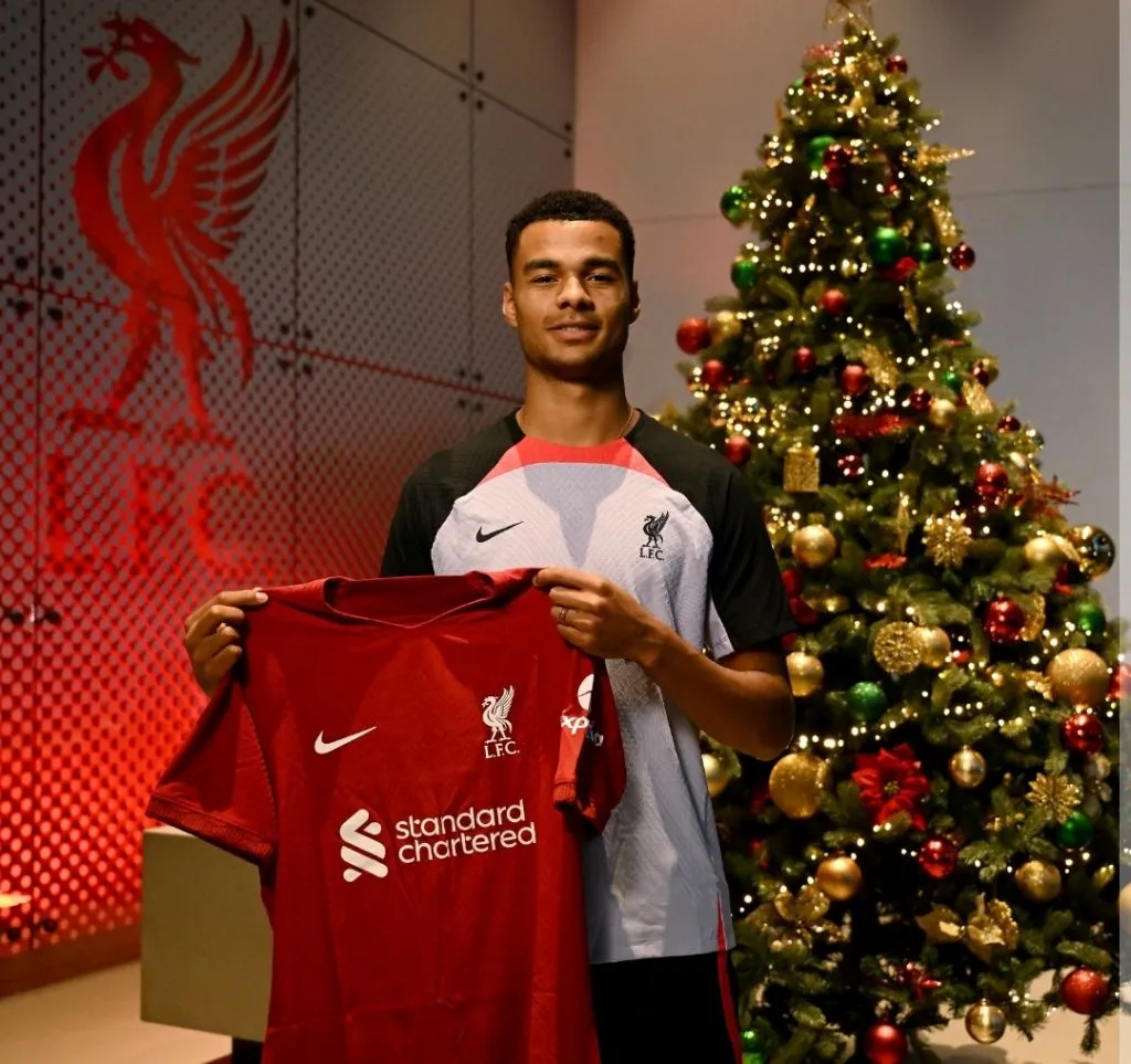 Dihargai Rp 702 Miliar, Cody Gakpo Resmi Berlabuh di Liverpool