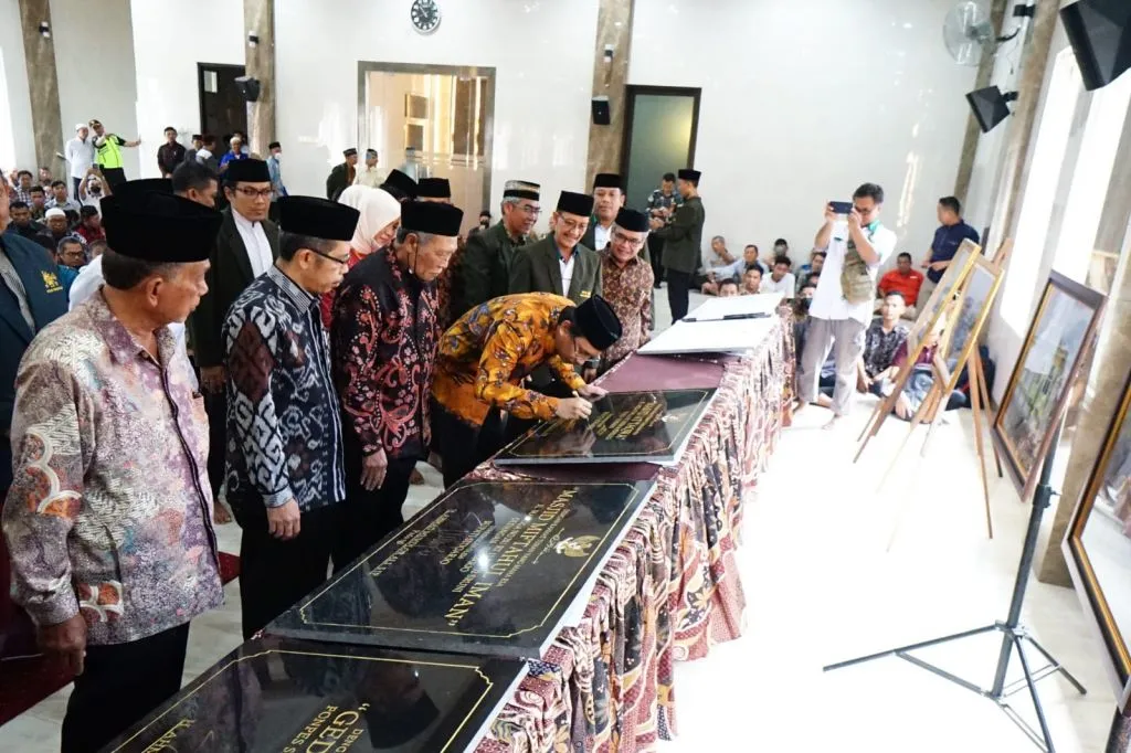 Bupati Resmikan Aula Al Barokah di Ponpes LDII Barokah