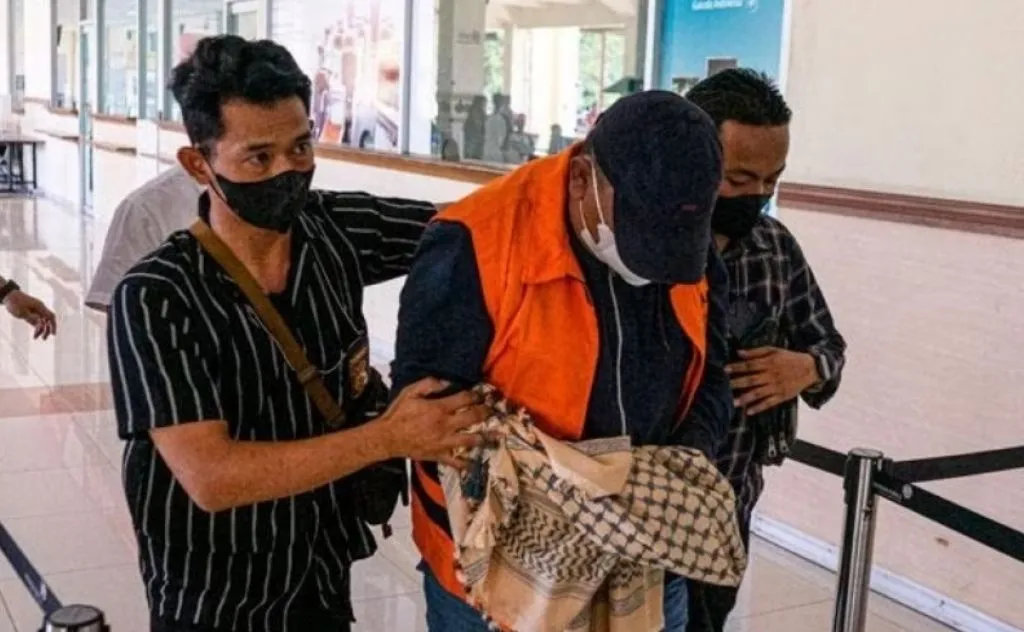 Mantan Panglima GAM Izil Azhar Ditahan KPK