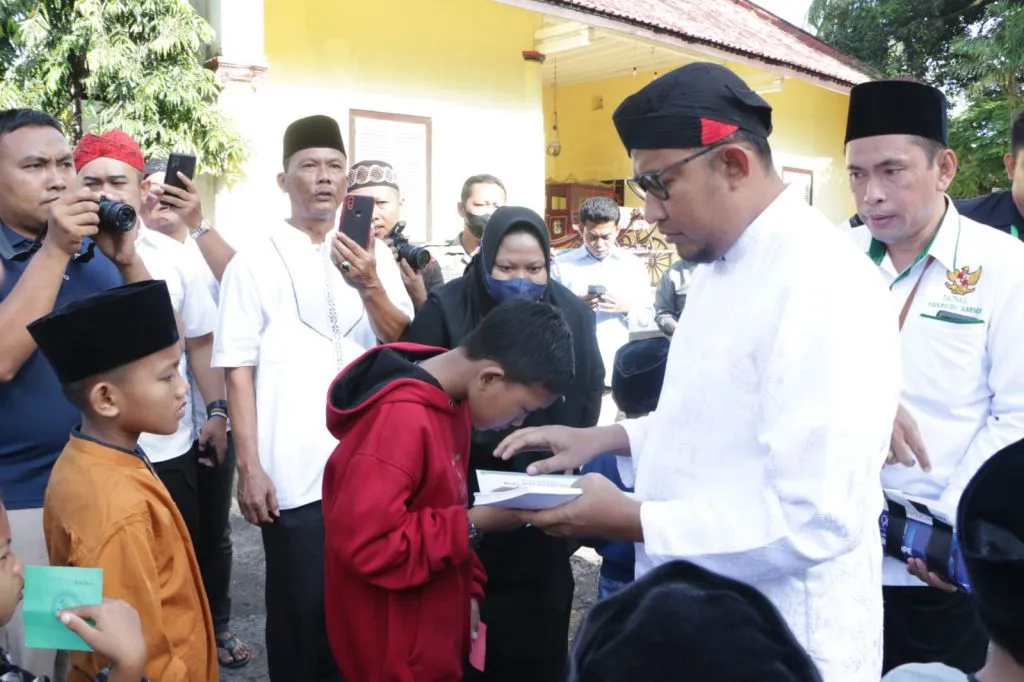 Peringati Isra' Mi'raj, Pemkab Sumenep Santuni 1.000 Anak Yatim