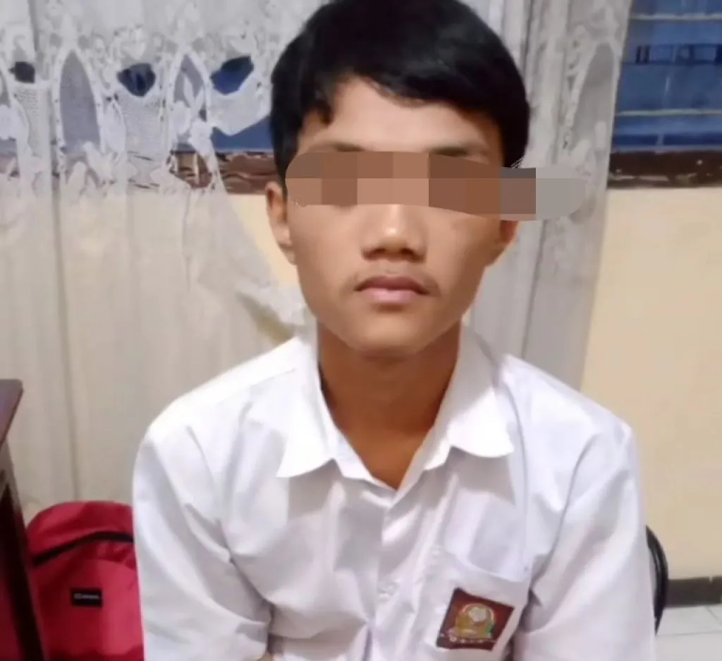Ingin Terlihat Gagah dan Viral, Pelajar Ini Bacok Pelajar yang Lain