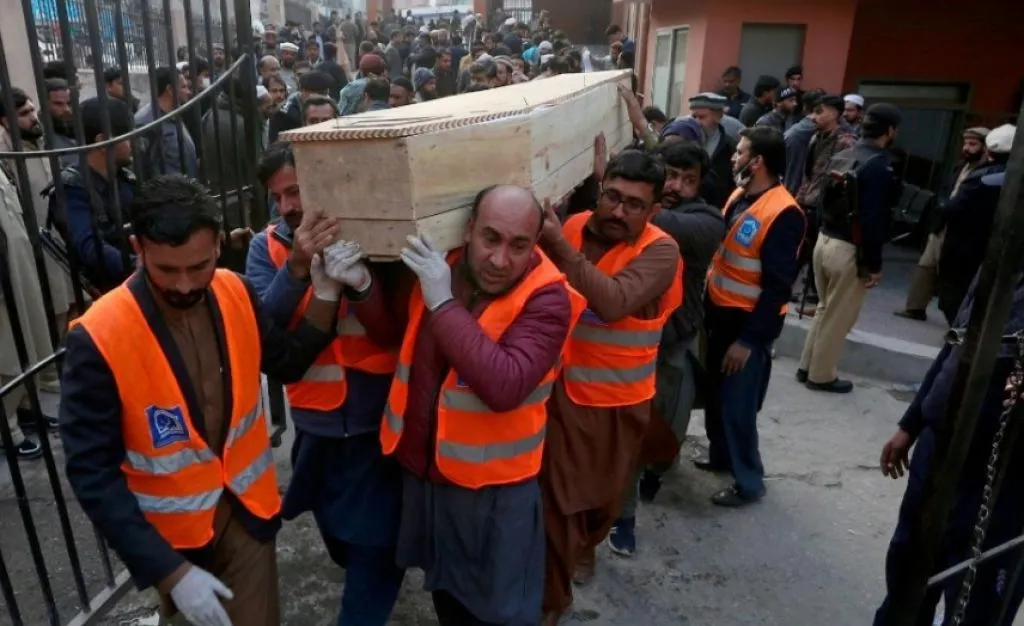 Bom Bunuh di Masjid Pakistan Bunuh 100 Orang, 97 di Antaranya Polisi