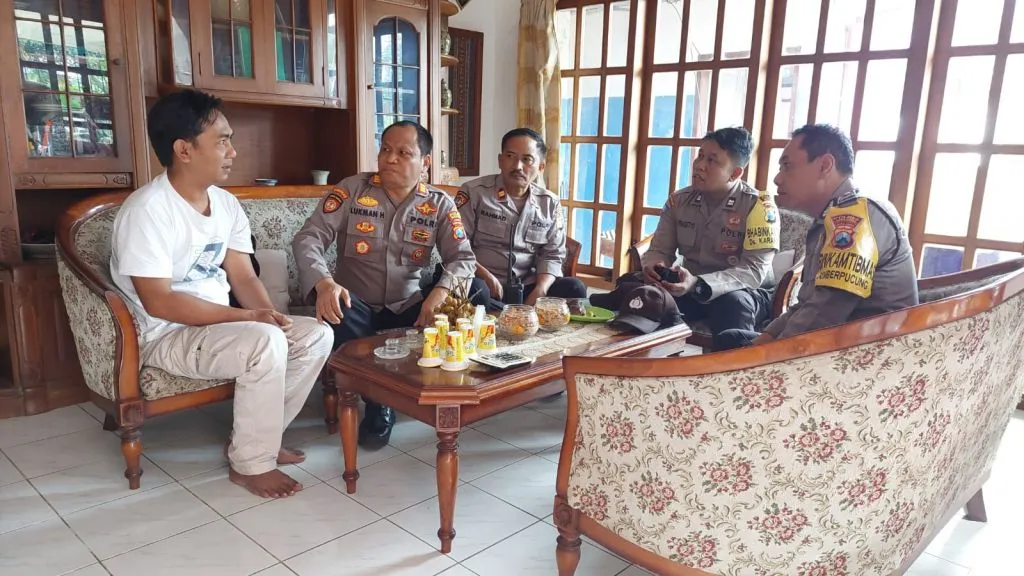 Lupakan Tragedi Kanjuruhan, Ayah Almarhum Reyvano Pilih Fokus Perekonomian Keluarga