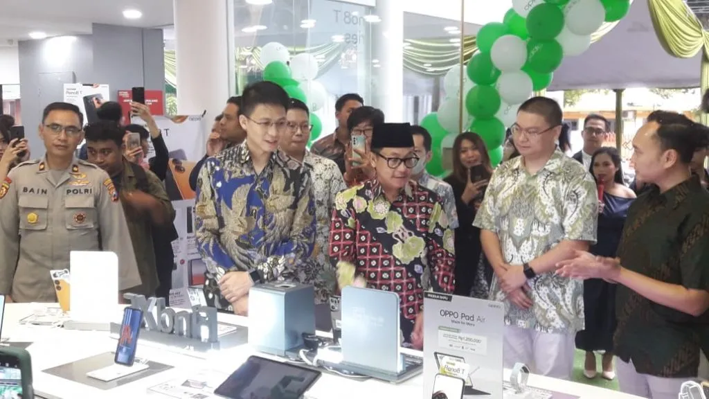 OPPO eXperience Store Tiga Putra Malang, Miliki Indoor Termewah dan Produk Teknologi Terkini