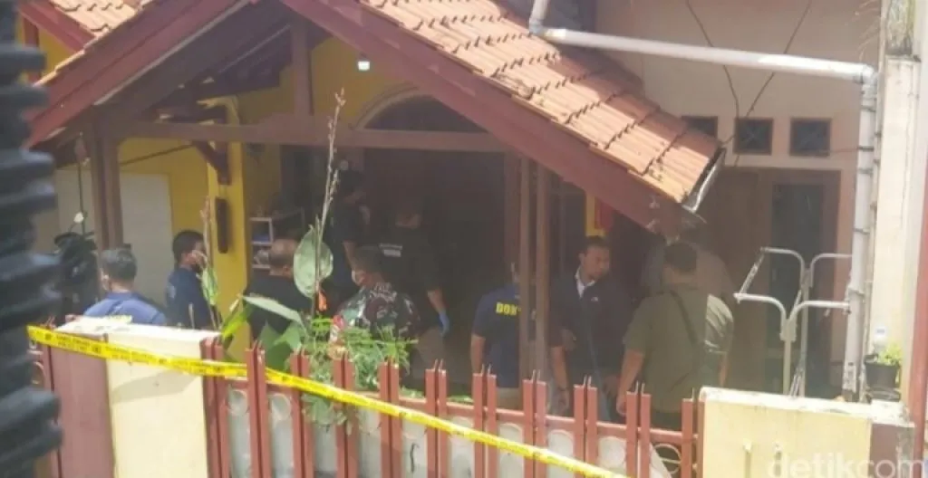 Sebelum Ditemukan Tewas Dicor, Korban Pamit Suami Mengaji di Masjid