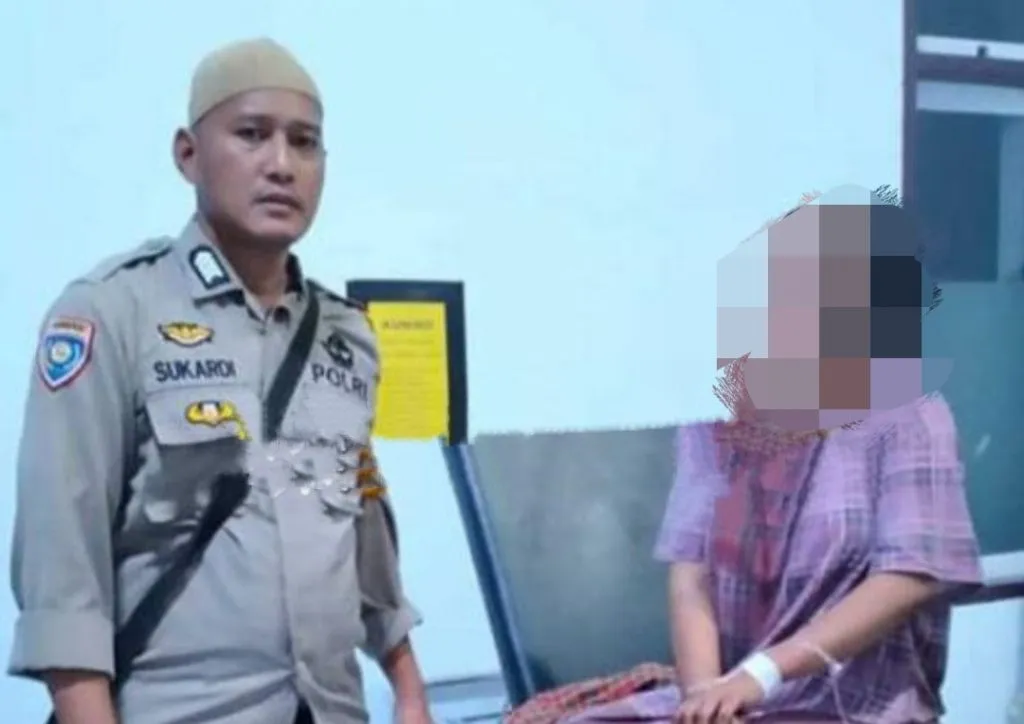 Suami dan Anak Traweh di Musola, Istri Asyik Bercinta dengan Pria Lain
