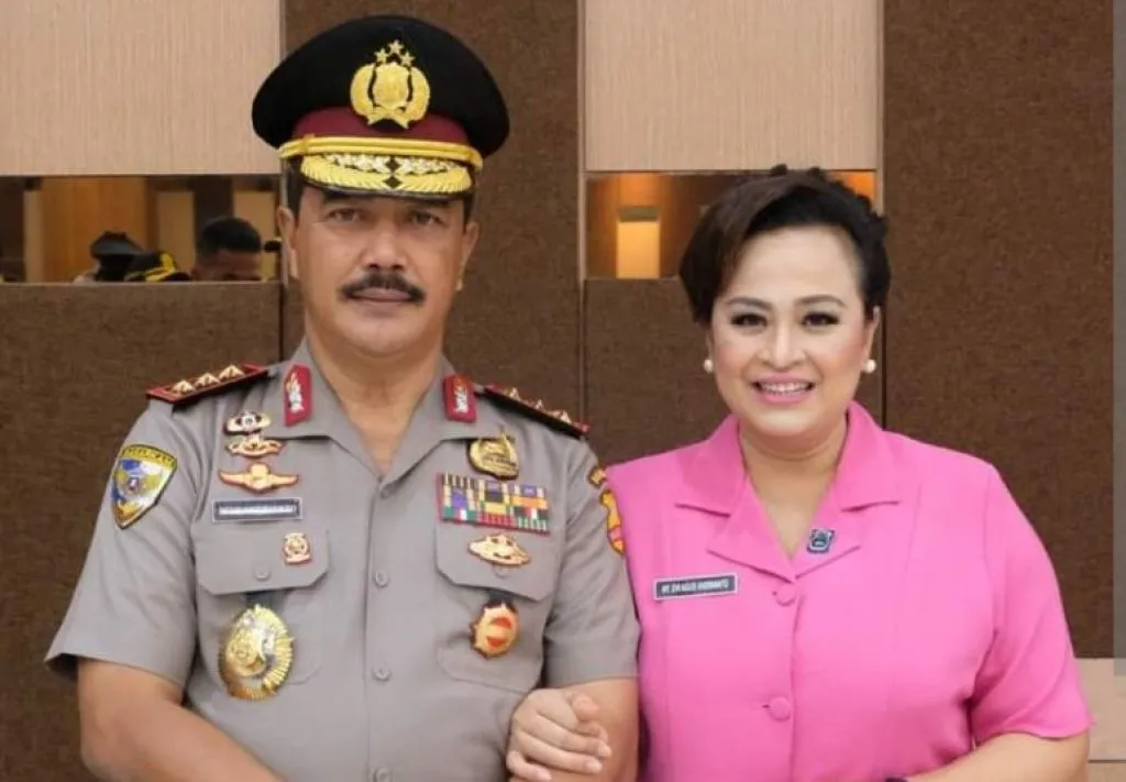 Istri Suka Pamer Harta, Segini Harta Komjen Agus Andrianto versi LHKPN