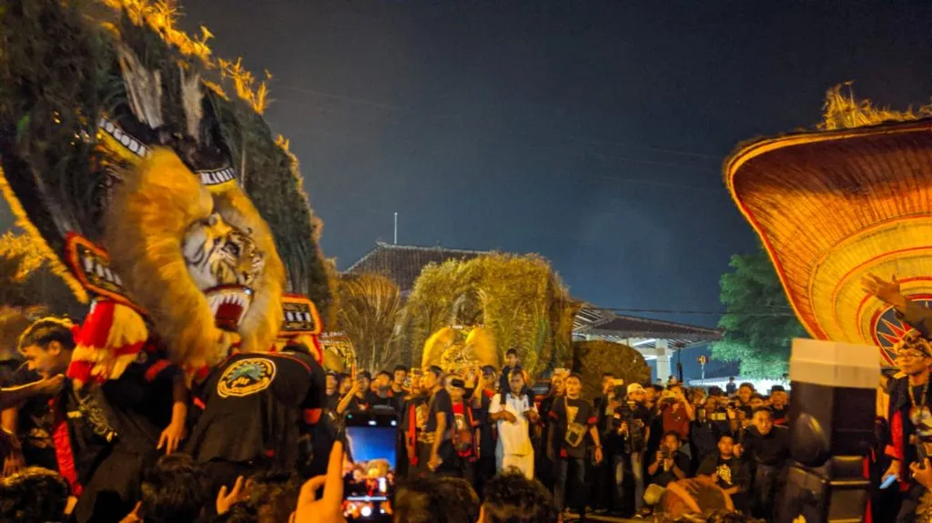 Tagih Janji Pemerintah Reog Jadi ICH Unesco, Ribuan Seniman Ponorogo Turun ke Jalan