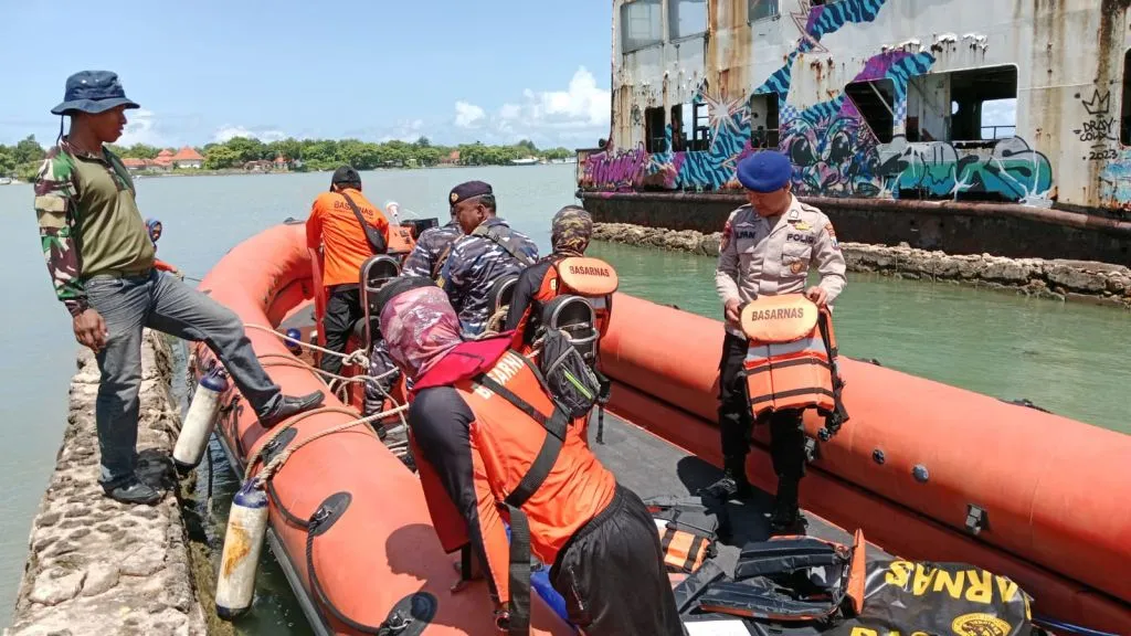 Kapal Bermuatan Garam Tenggelam di Perairan Sumenep, Satu ABK Hilang
