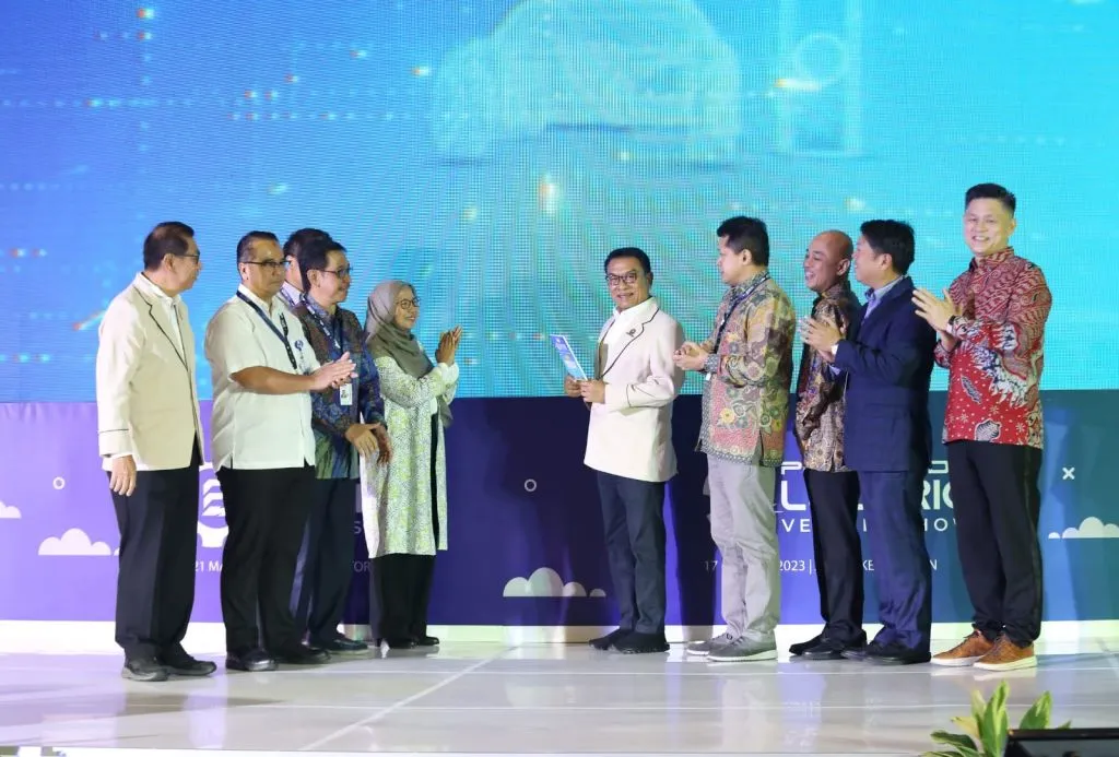 PLN Tampilkan Infrastruktur Pendukung Ekosistem Kendaraan Listrik di Indonesia