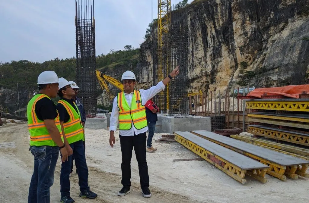 Kunjungi Monumen Reog Ponorogo, Sesmenko Dorong Jadi PSN