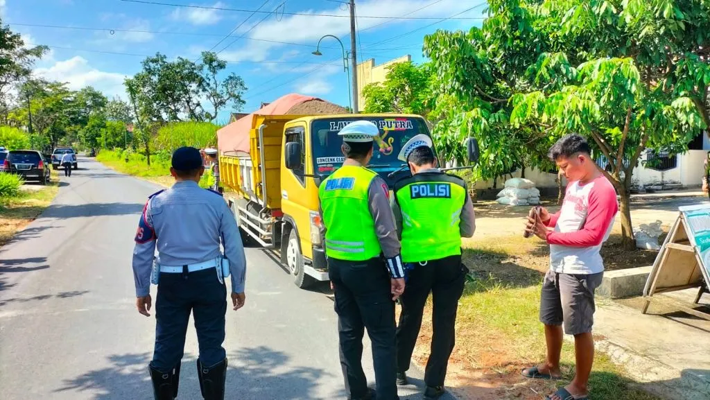 Bikin Jalan di Ponorogo Rusak, Truk Tambang Dirazia, 10 Unit Kena Tilang