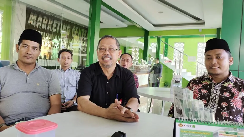 Gaji Dosen Unisla Molor, Sebut Pengurus Lama Keruk Uang di Bank