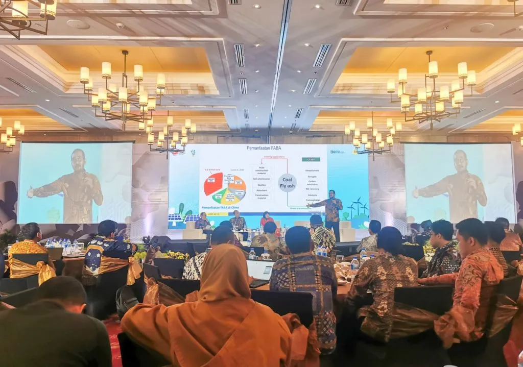 Dari Sisa Pembakaran PLTU PLN Menjadi Bahan Baku Pembangunan Bernilai Ekonomis