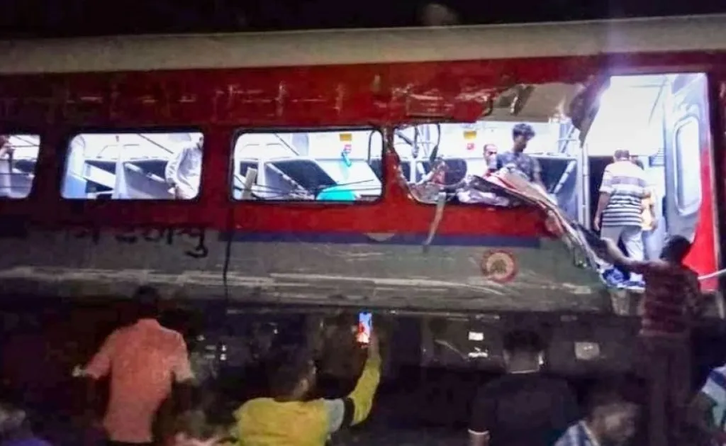 Mengerikan! Dua Kereta Tabrakan di India, 207 Orang Tewas