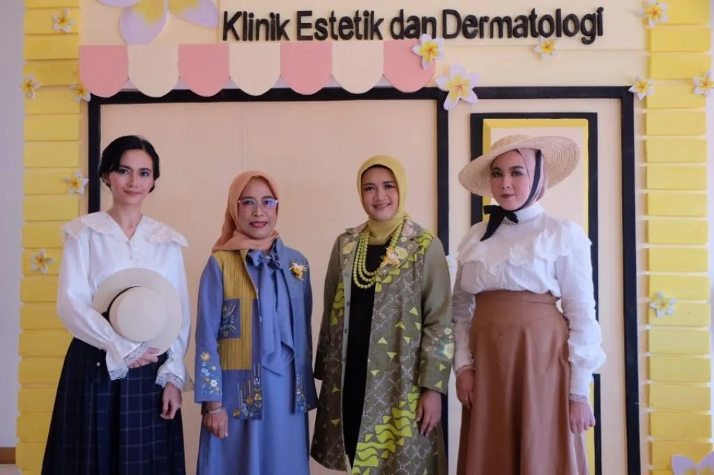 Klinik Kanani Adakan Talkshow, Daily Makeup Tutorial dan Fashion Show