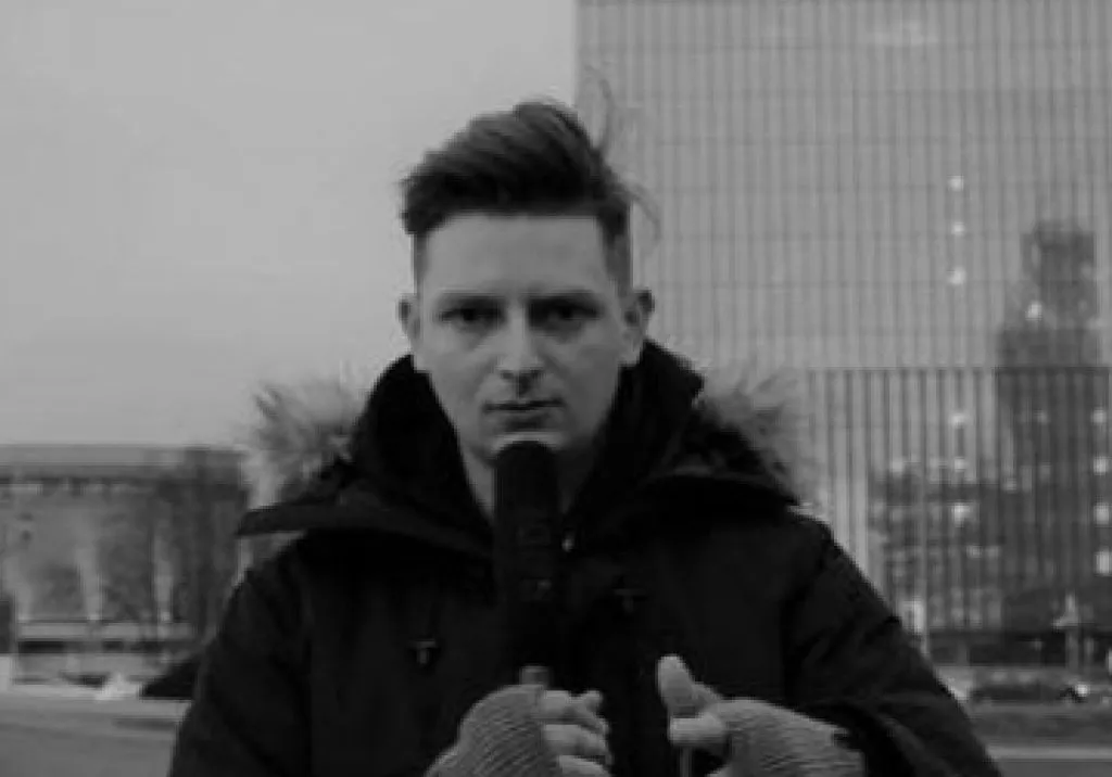 Depresi, Youtuber Terkenal Jatuh dari Lantai 12 hingga Tewas