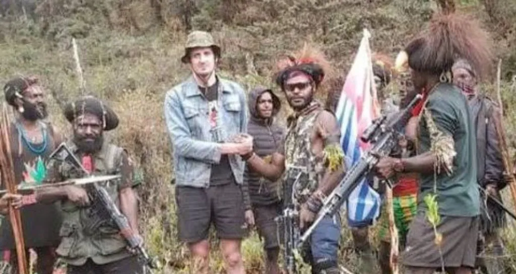 Hari Ini KKB Bakal Eksekusi Mati Pilot Susi Air, Begini Tanggapan TNI