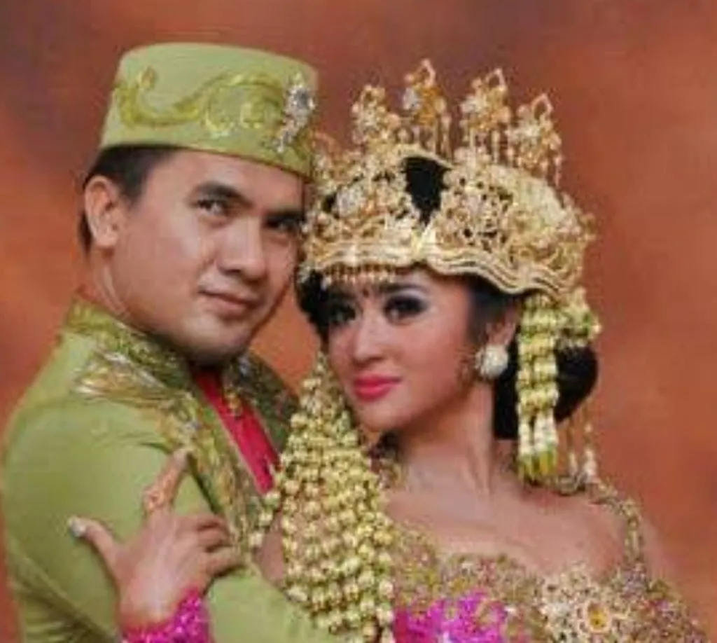 Dewi Perssik Tegaskan Cerai dari Saipul Jamil karena Suka Lelaki