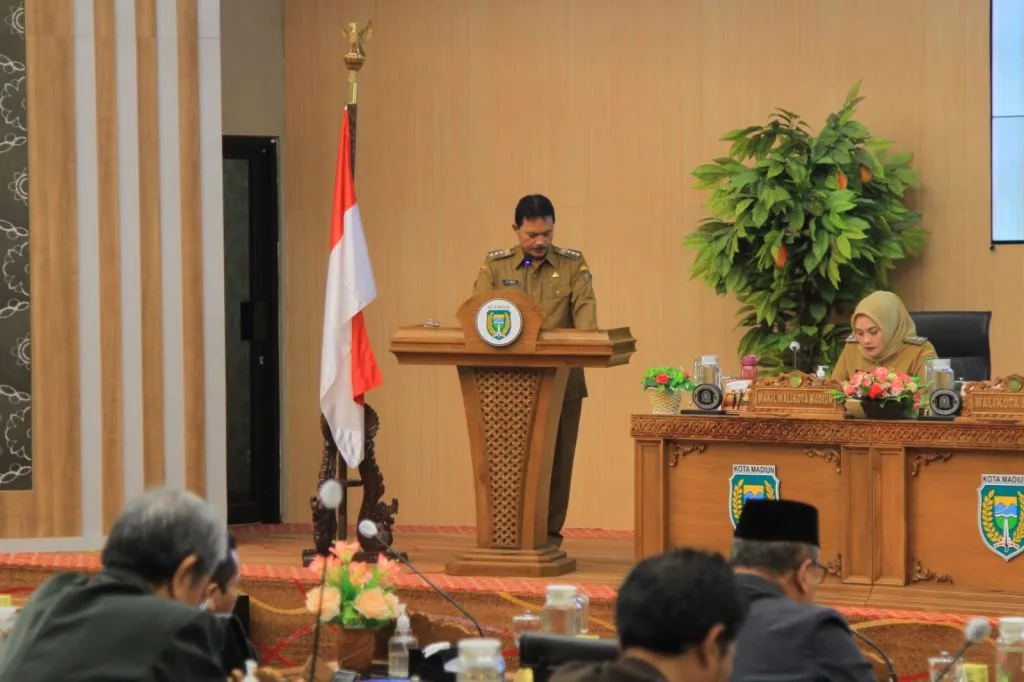 Retribusi Daerah Turun, Wali Kota Madiun Beri Penjelasan ke DPRD