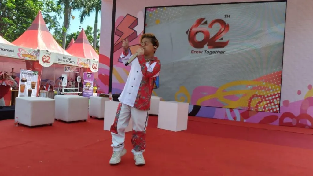 Edsel Prince saat manggung di Grand City Mall, Sabtu (19/8/2023).