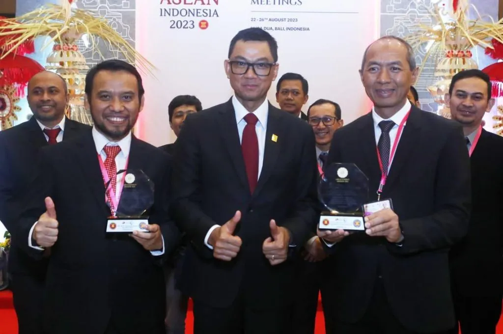 PLTU Suralaya dan 5 Pembangkit PLN Group Raih 7 Penghargaan ASEAN