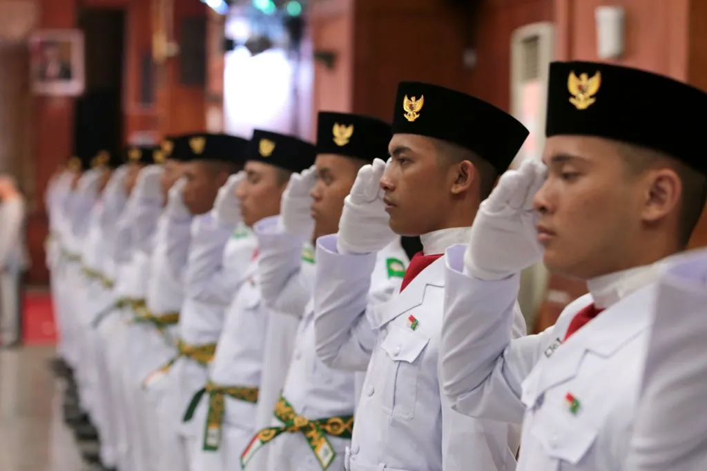 98 Paskibraka Surabaya Dikukuhkan, Siap Jalankan Mandat Upacara HUT ke-78 RI