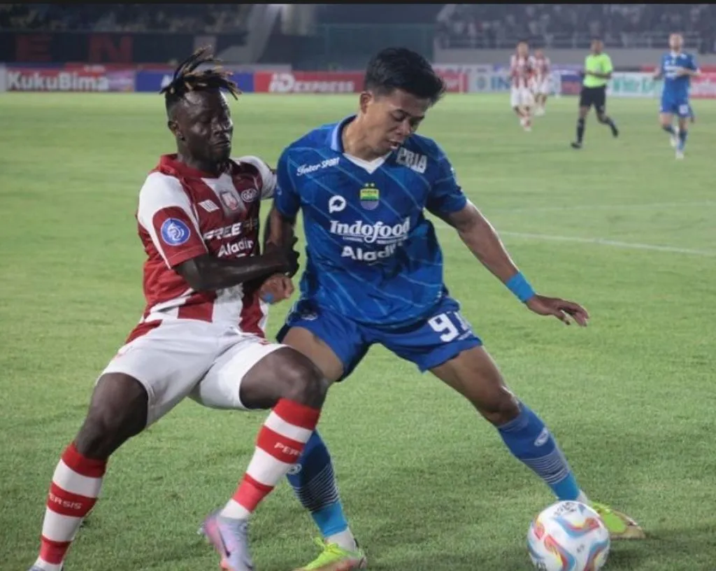 Dijamu Persis Solo, Persib Bandung Keok