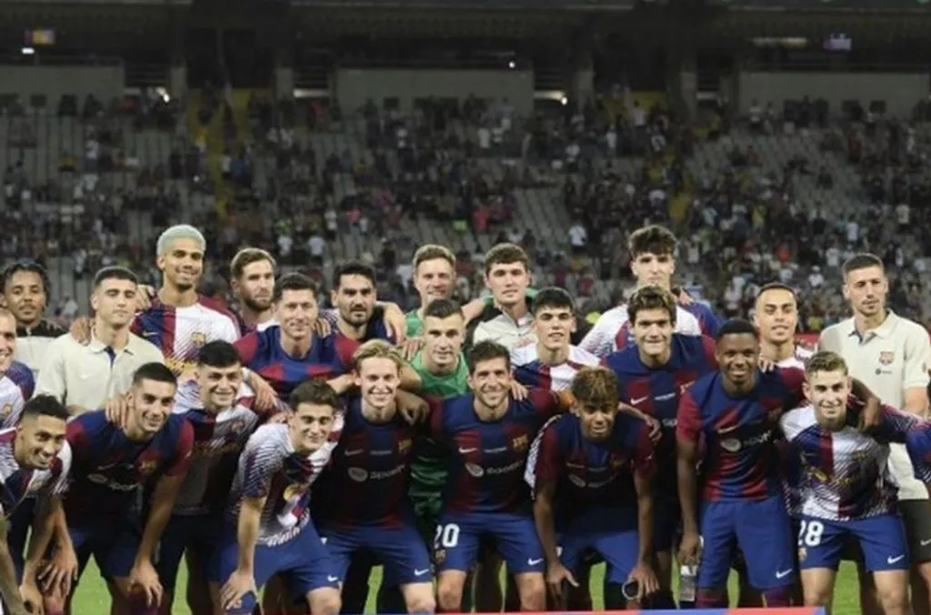 Hujan Gol, Barcelona Sukses Kalahkan Spurs