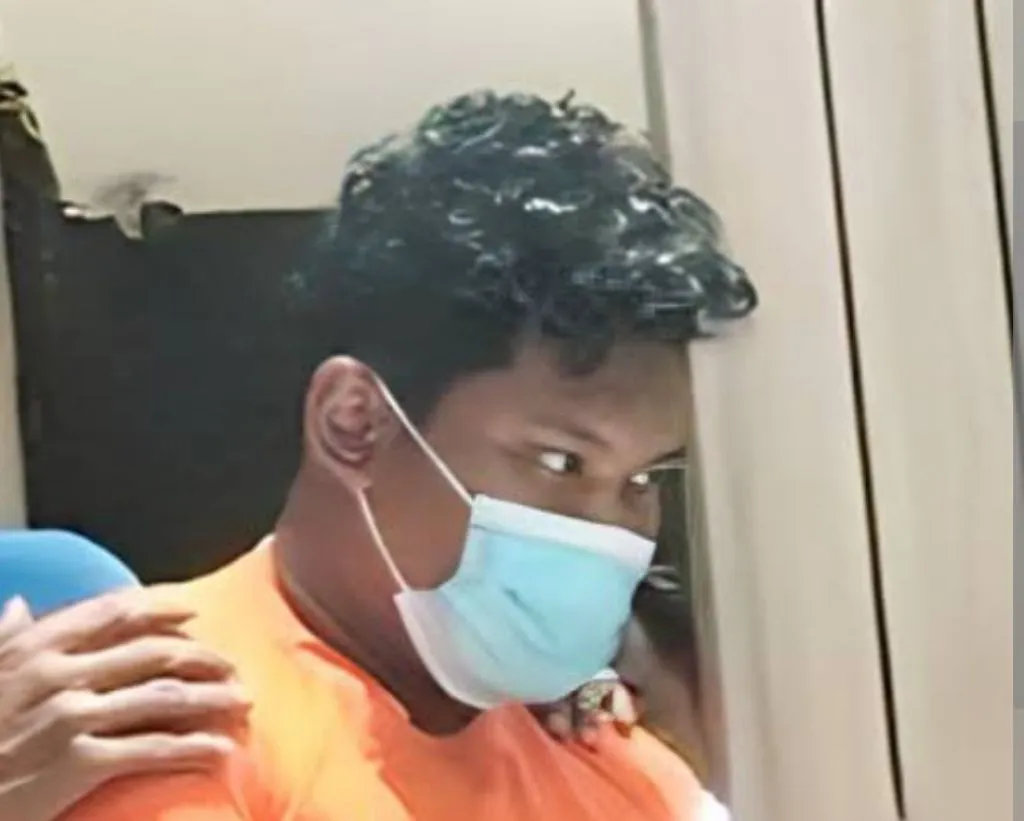 Sering Diomeli, Rifki Tusuk Ibunya hingga Tewas lalu Bacok Sang Ayah