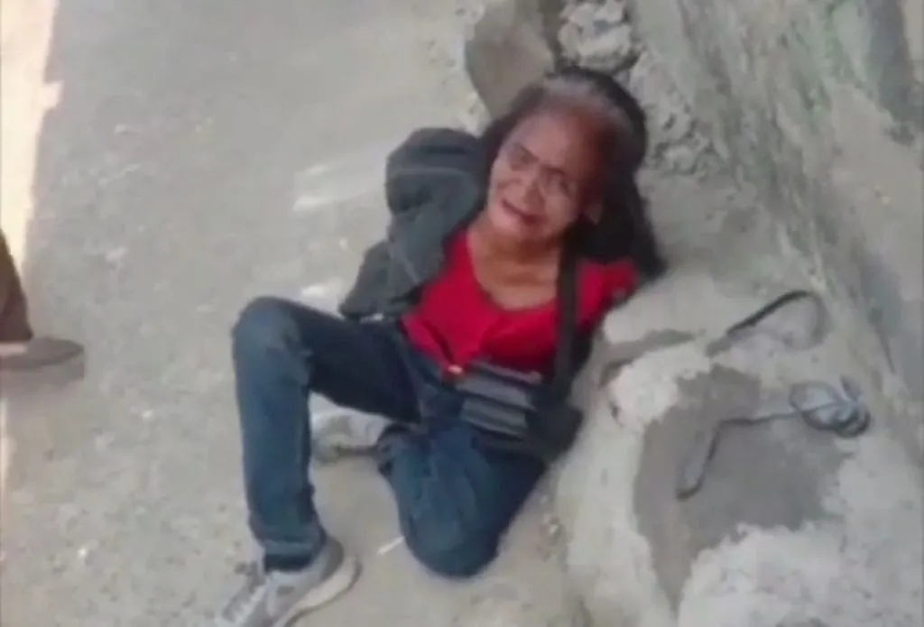 Kepergok Mencuri, Wanita Paruh Baya Diikat Warga