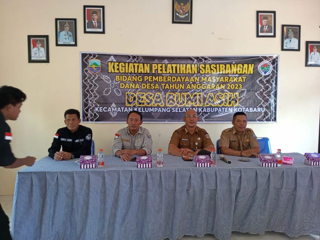 Berdayakan Masyarakat, Desa Bumi Asih Gelar Pelatihan Sasirangan