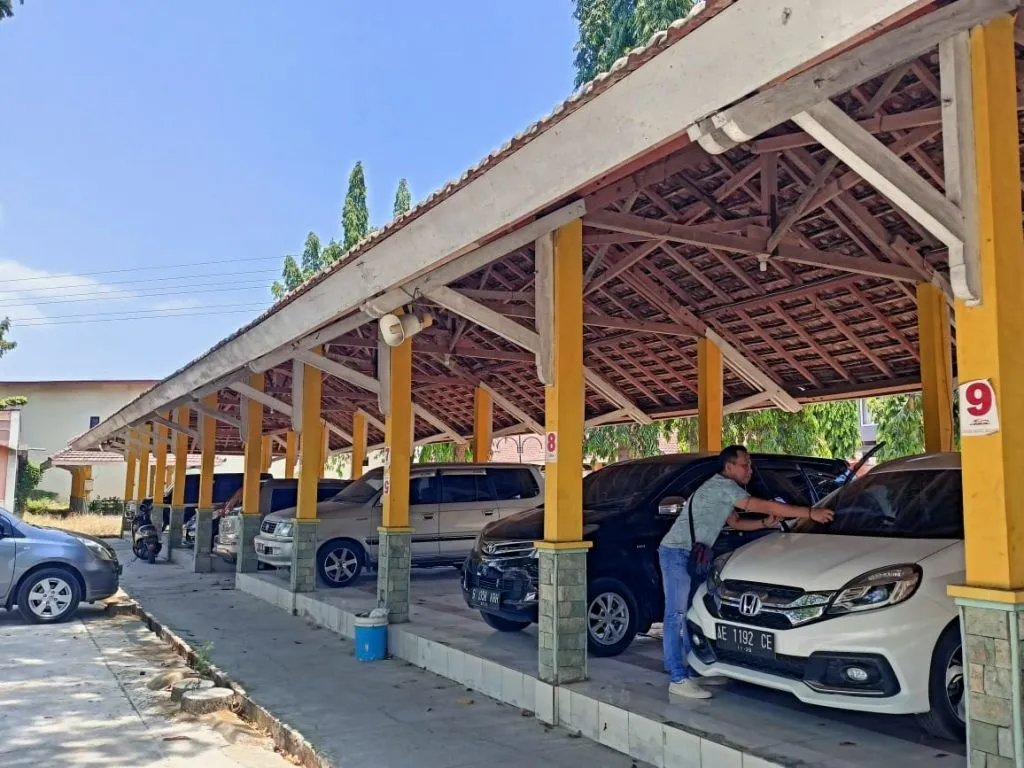 Sepi Pengunjung, Bursa Mobil Bekas Dumilah Park Mati Suri