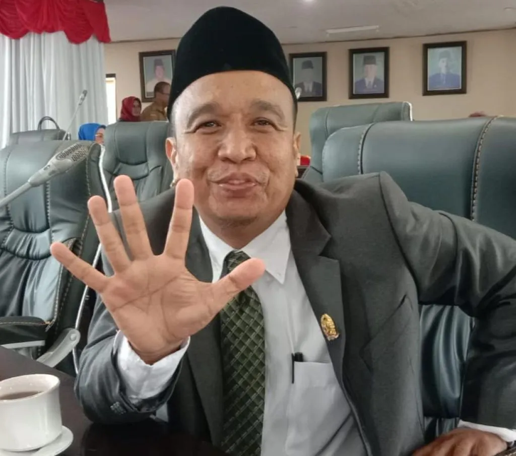 Syaiful Rahmadi Penuhi Janjinya untuk Warga Desa Gunung Ulin