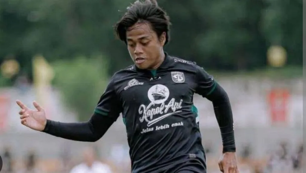 Dua Pemain Persebaya Kecelakaan di Jalan Raya Darmo