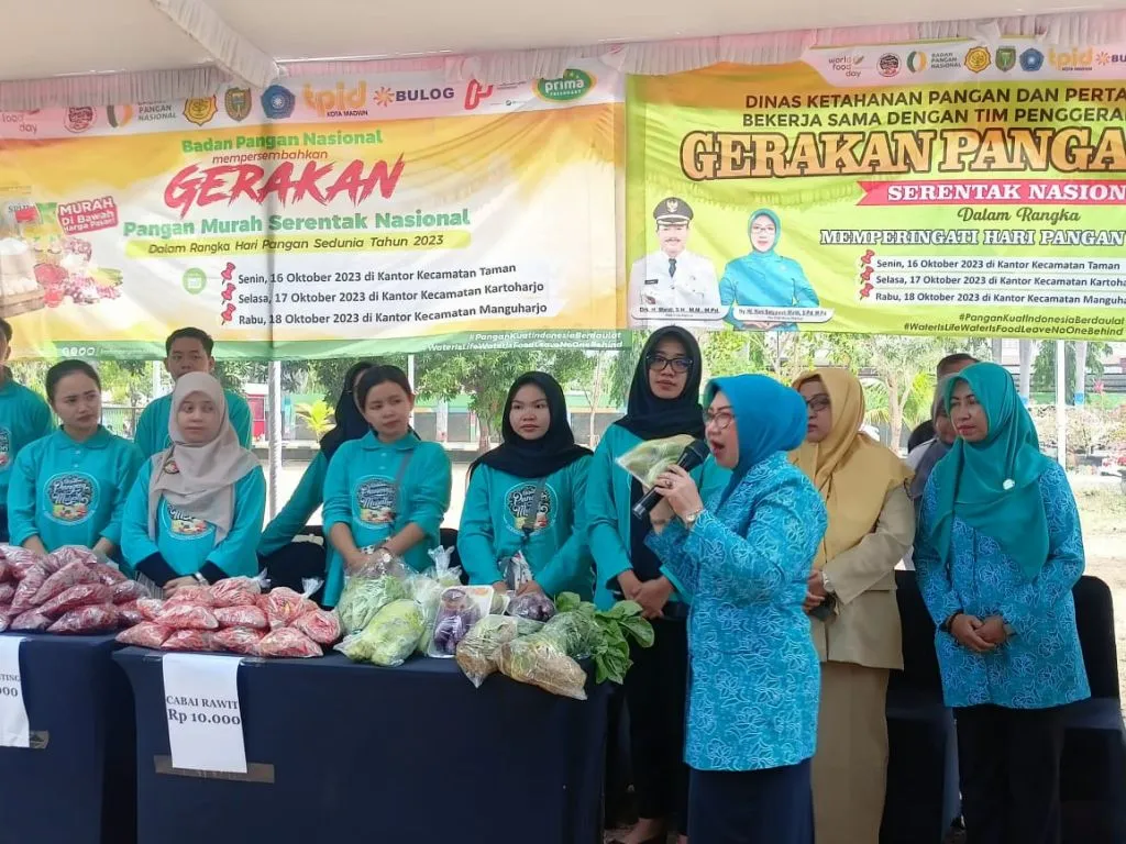 Gerakan Pangan Murah Pemkot Madiun Diserbu Warga